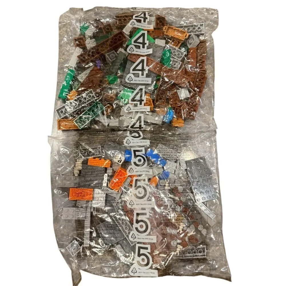 LEGO 2 Sealed Unopened Bags of LEGO Building Pieces
